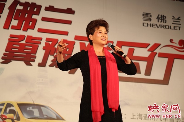 張春榮演唱的《香魂女》選段，博得觀眾陣陣掌聲。
