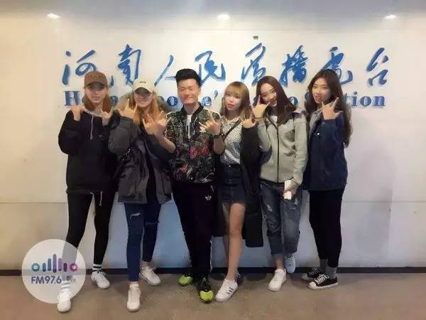 路飛終于體驗了一回“他在叢中笑”的感覺！
