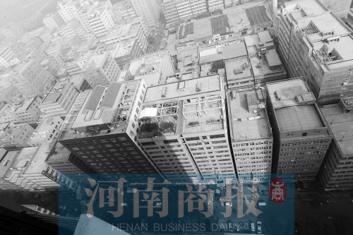 鳥瞰鄭州某城中村，密密麻麻全是樓 記者 鄧萬里/攝