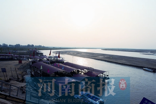 鄭州黃河邊上多數“漁家樂”均無船檢、合格證等