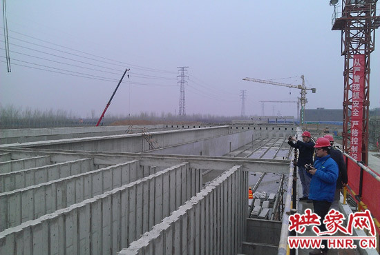 鄭州航空港第一水廠改擴(kuò)建工程現(xiàn)場(chǎng)。
