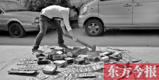 “老的哥”揭“黑車”猖獗原因，建議倒查假車牌、出租車使用機打發(fā)票
