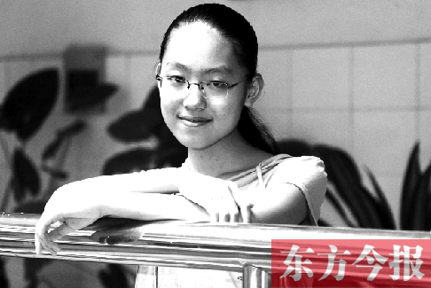 祁瑩就讀于鄭州外國語中學(xué)，她的夢想是當(dāng)一名外交官 邱琦/圖