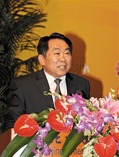 2011年10月12日，叢書《中國油氣田開發(fā)志》首發(fā)式上，時(shí)任四川省人大常委會(huì)副主任郭永祥在講話。