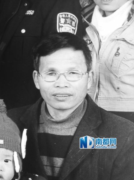 偷拍縣長(zhǎng)收禮的萬(wàn)載縣人汪冬根。　圖片由當(dāng)事人家屬提供