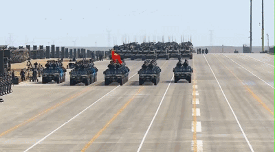 日本網(wǎng)友第一次看中國建軍節(jié)閱兵直播 啥反應(yīng)？