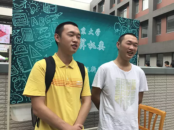 雙胞胎兄弟陳于勤、陳于思。