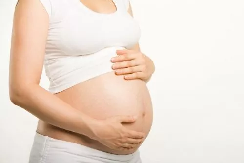 孩子出生后男子發(fā)現(xiàn)老婆有艾滋病 怒訴婚檢機構