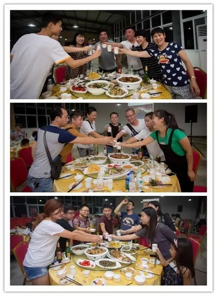 看我們的飯菜豐盛嗎？