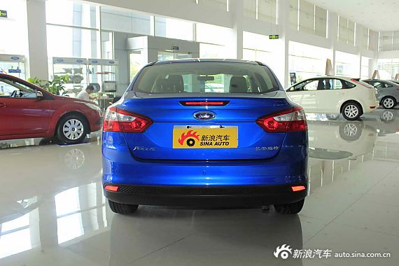 　?？怂箖蓭?jīng)典1.8MT 時(shí)尚型