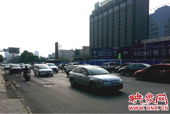 金水路沿線居民期待準(zhǔn)快速路早日開通。
