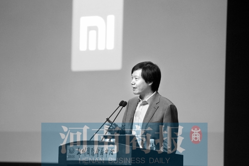 小米科技董事長(zhǎng)雷軍說(shuō)，互聯(lián)網(wǎng)思維就七個(gè)字：專注、口碑、極致、快