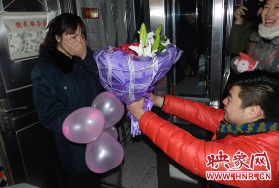 “嫁給我吧，我要愛你一生！”