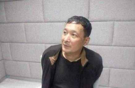 圖為在逃犯罪嫌疑人王慶新。