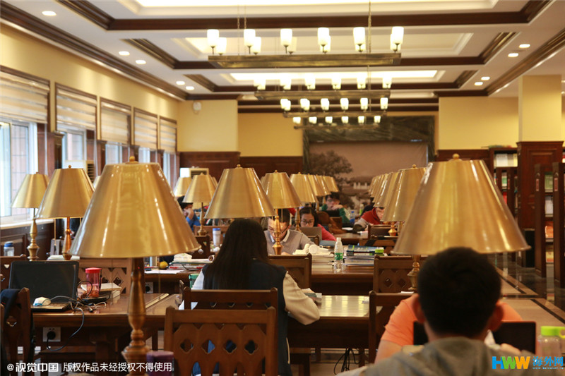 重慶大學改造翻新的“民國風圖書館”走紅網(wǎng)絡，引得無數(shù)網(wǎng)友點贊