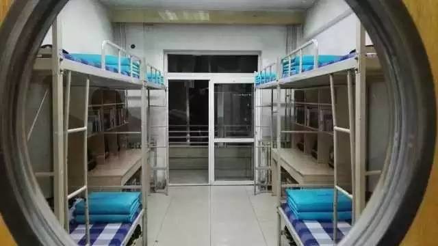 這個學校的男生宿舍火了！女同學都喊著要嫁