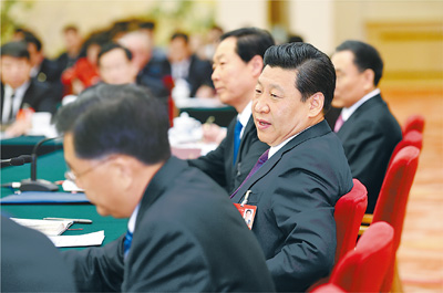 2014年3月9日，習(xí)近平參加十二屆全國(guó)人大二次會(huì)議安徽代表團(tuán)的審議。